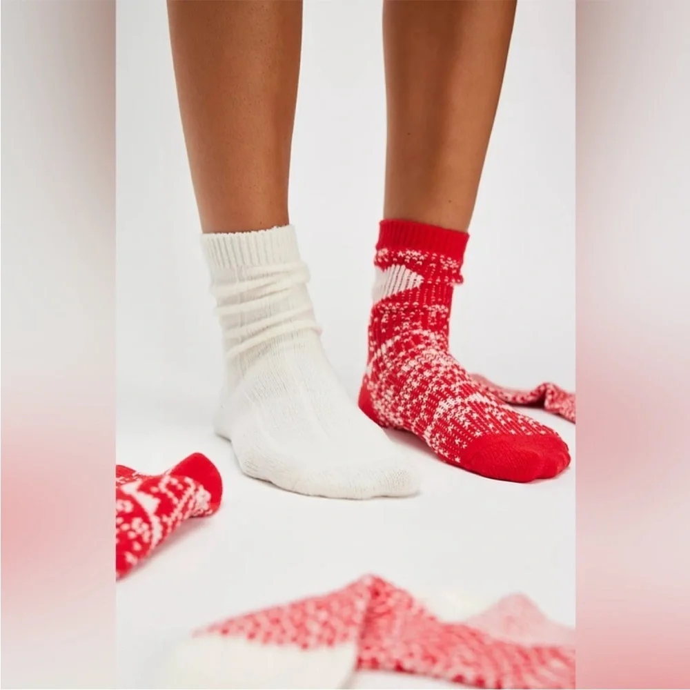 Free People Nordic Bundle Red and White Heart Patterned Socks Knit 3 Pairs New
